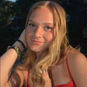 Meet your Posher, Molly